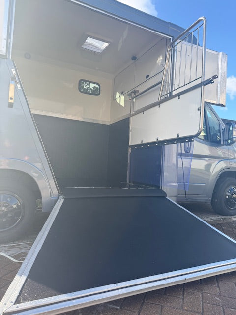 Peugeot Boxer / 2013 / 110.00KM